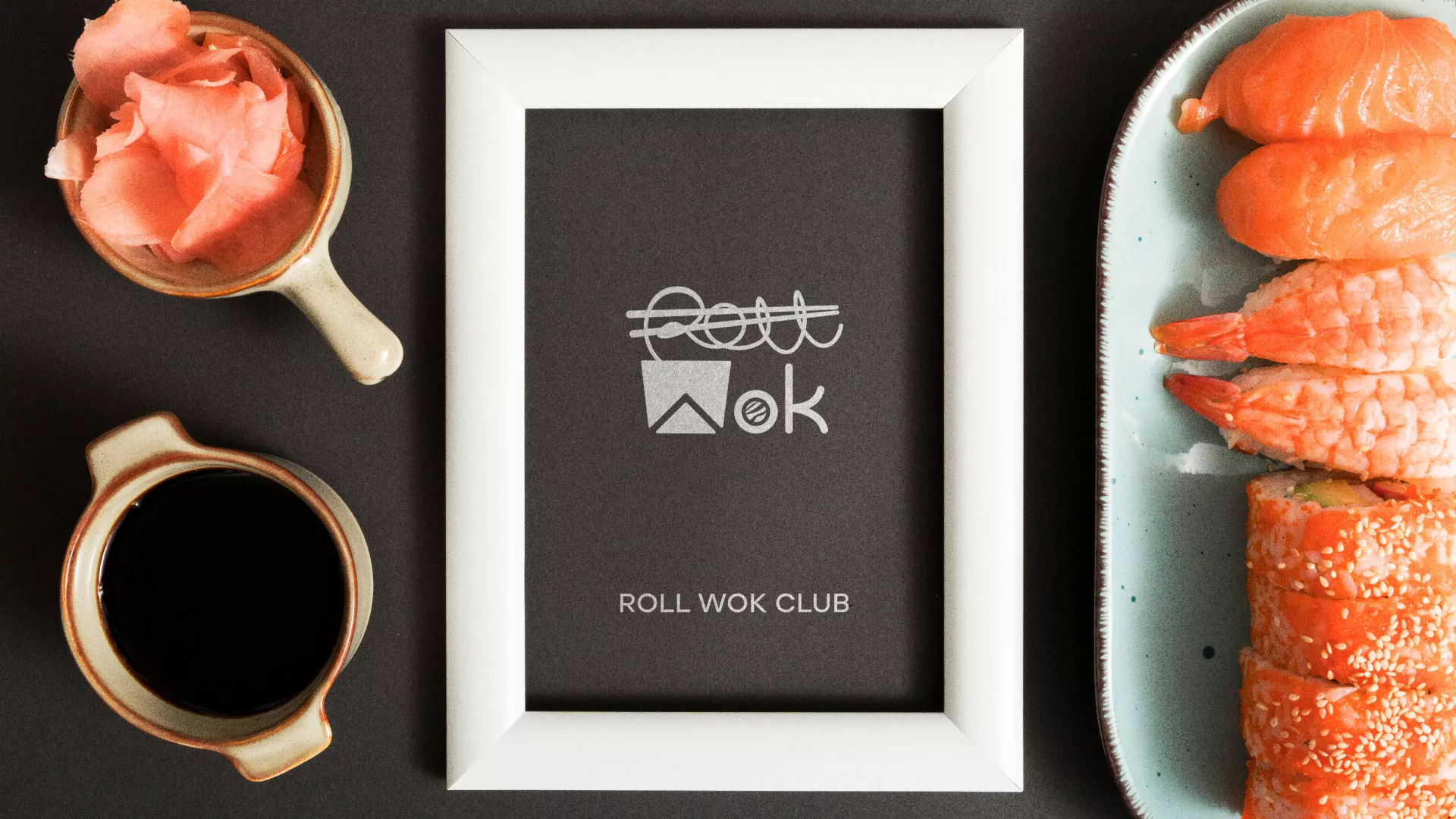Разработка логотипа суши-бара «Roll Wok Club» в Кувандыке