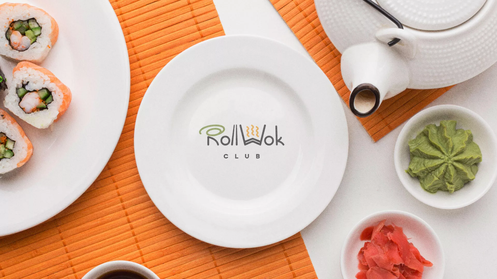Разработка логотипа и фирменного стиля в Кувандыке для суши-бара «Roll Wok Club» Разработка логотипа и фирменного стиля в Кувандыке для суши-бара «Roll Wok Club»